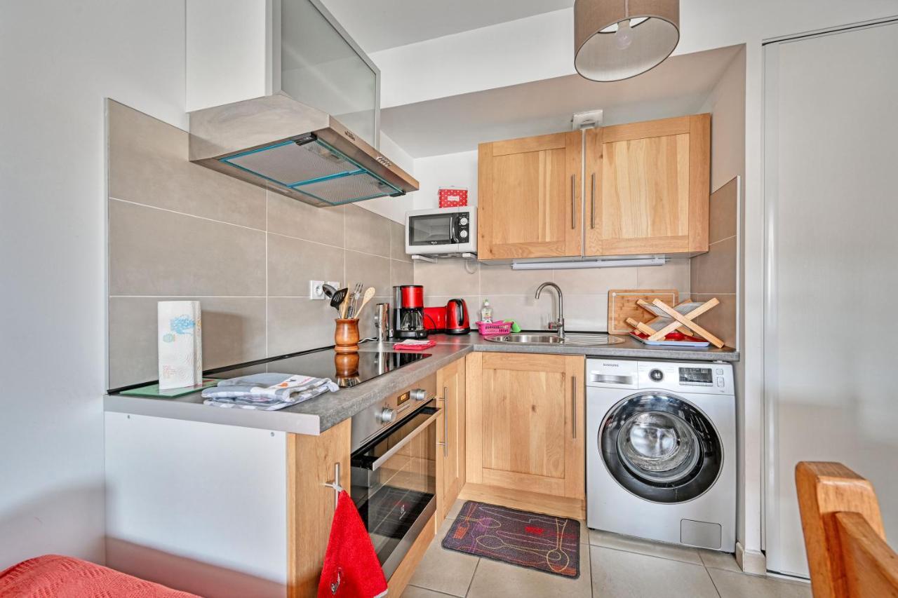 Ilot Coquelicot - Parking Gratuit Securise - Ac Clim - Ascenseur - Balcon Apartment LʼIsle-sur-la-Sorgue Exterior foto